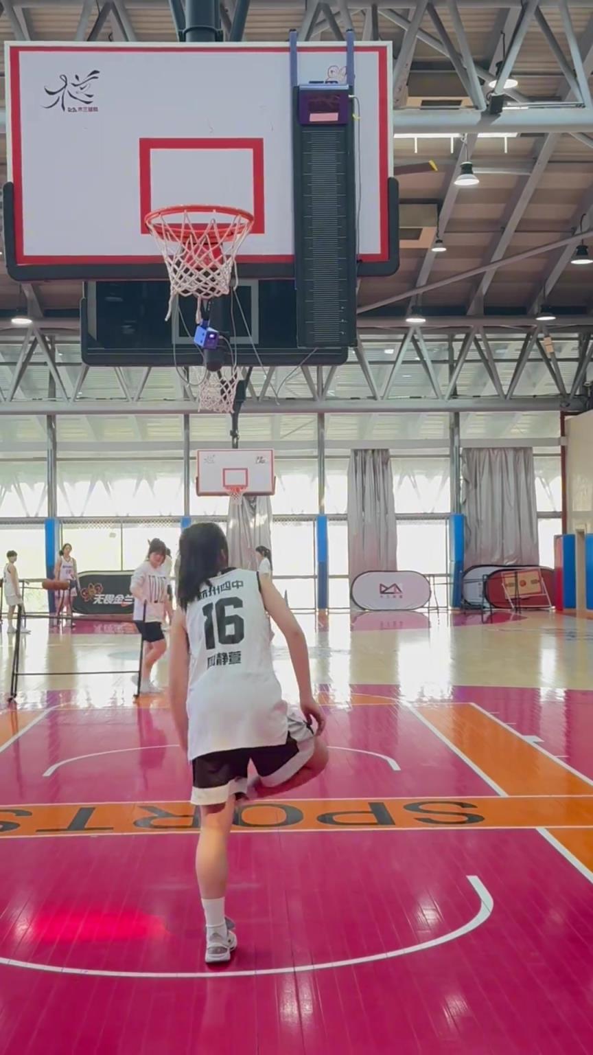 所以，你能摸高多少？